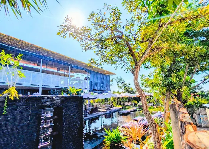 Cargo Remote Mui Ne Hotel 3*