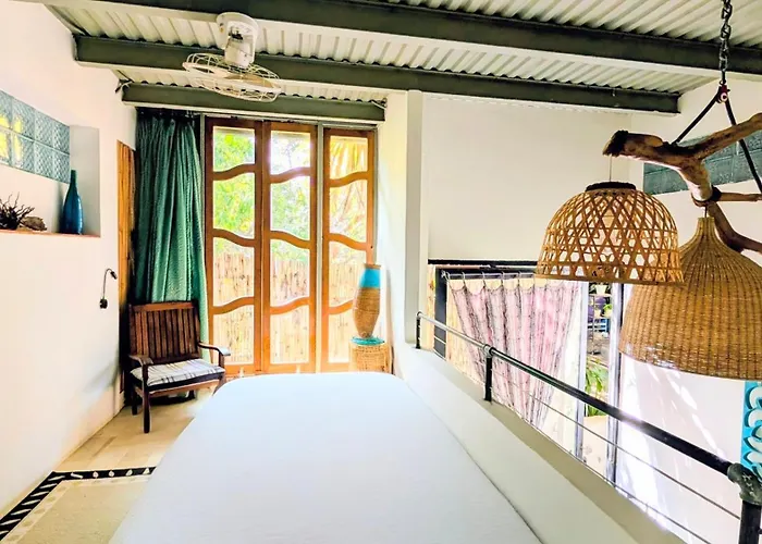 Hotel Cargo Remote Mui Ne