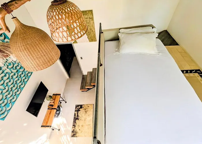 Hotel Cargo Remote Mui Ne 3*